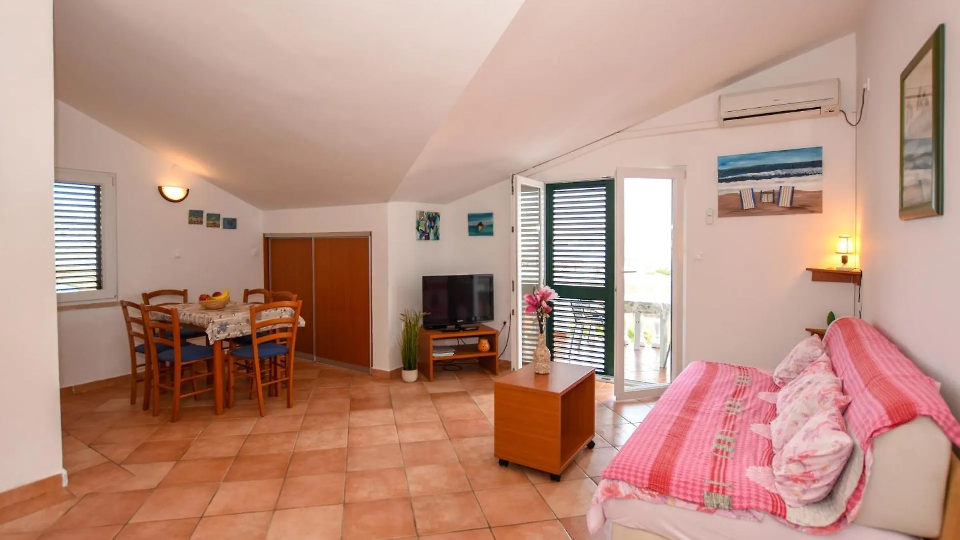 Rose Wind Apartments Pag Town