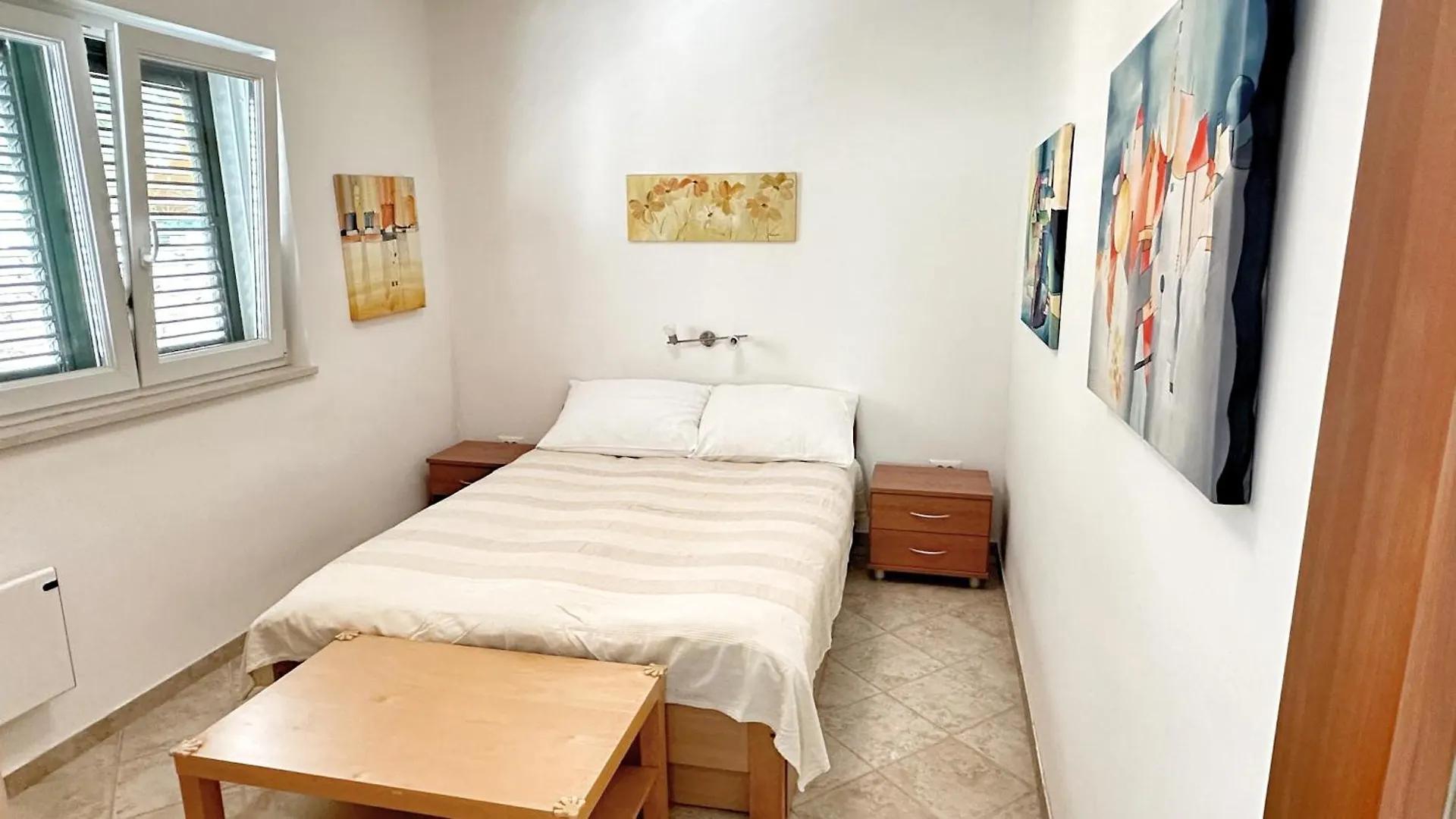 Rose Wind Apartments Pag Town